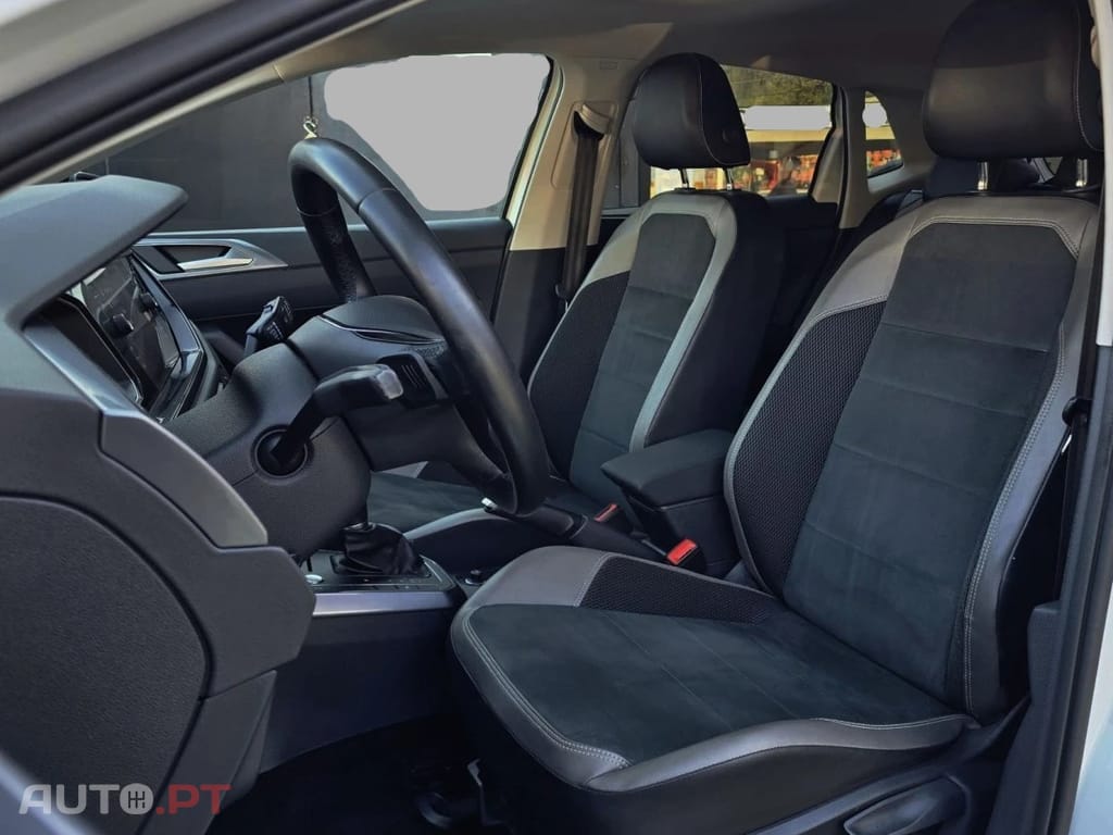 Volkswagen Polo 1.0 TSI Highline DSG