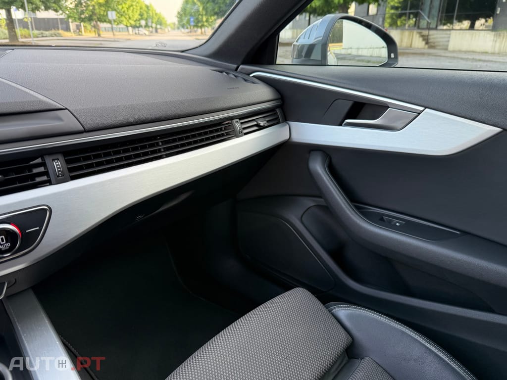 Audi A4 Avant 35 TDI S line S tronic