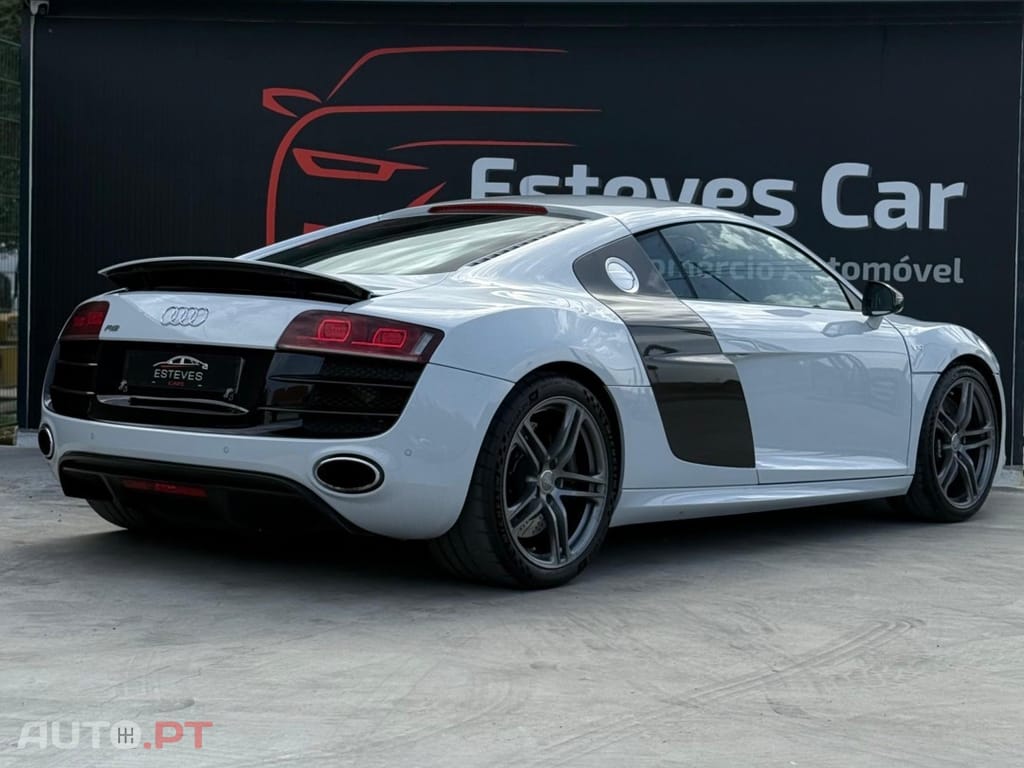 Audi R8 5.2 FSI quattro S tronic