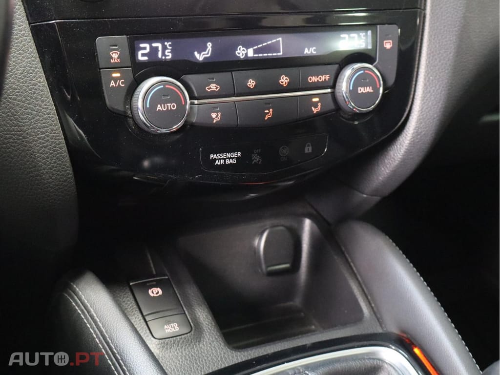 Nissan Qashqai 1.3 DIG-T 140 CV  N-CONNECTA