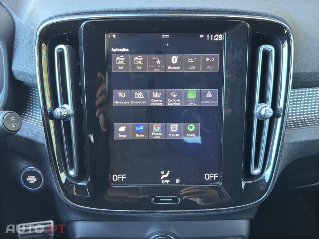 Volvo XC40 2.0 T4 R-Design