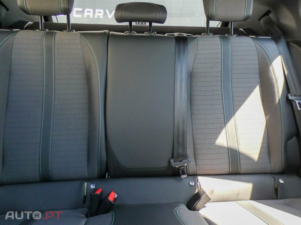 Peugeot 2008 1.2 PureTech Allure EAT6