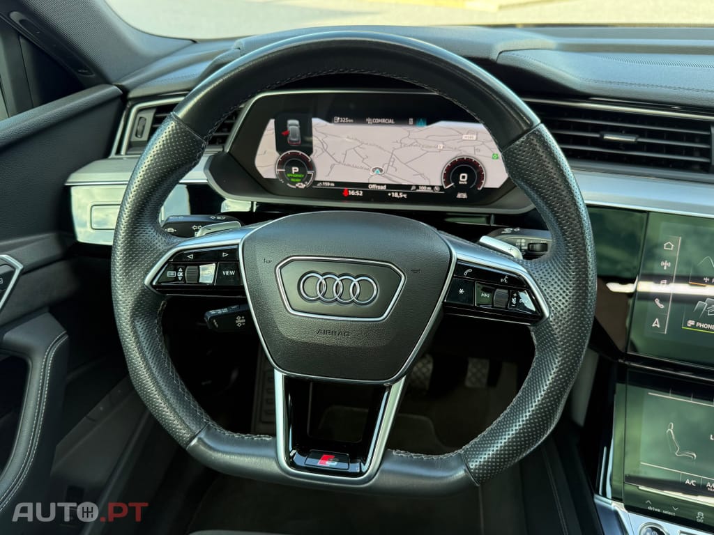 Audi E-Tron 55 quattro S line