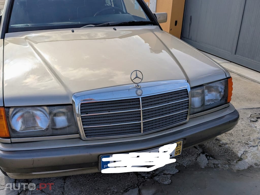 Mercedes-Benz 190 2.0 D