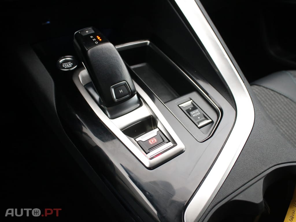 Peugeot 3008 1.2 PureTech Allure Pack EAT8