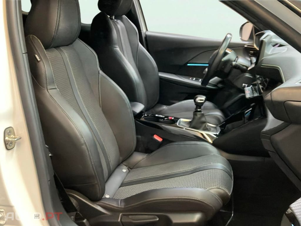 Peugeot 2008 1.2 PureTech GT