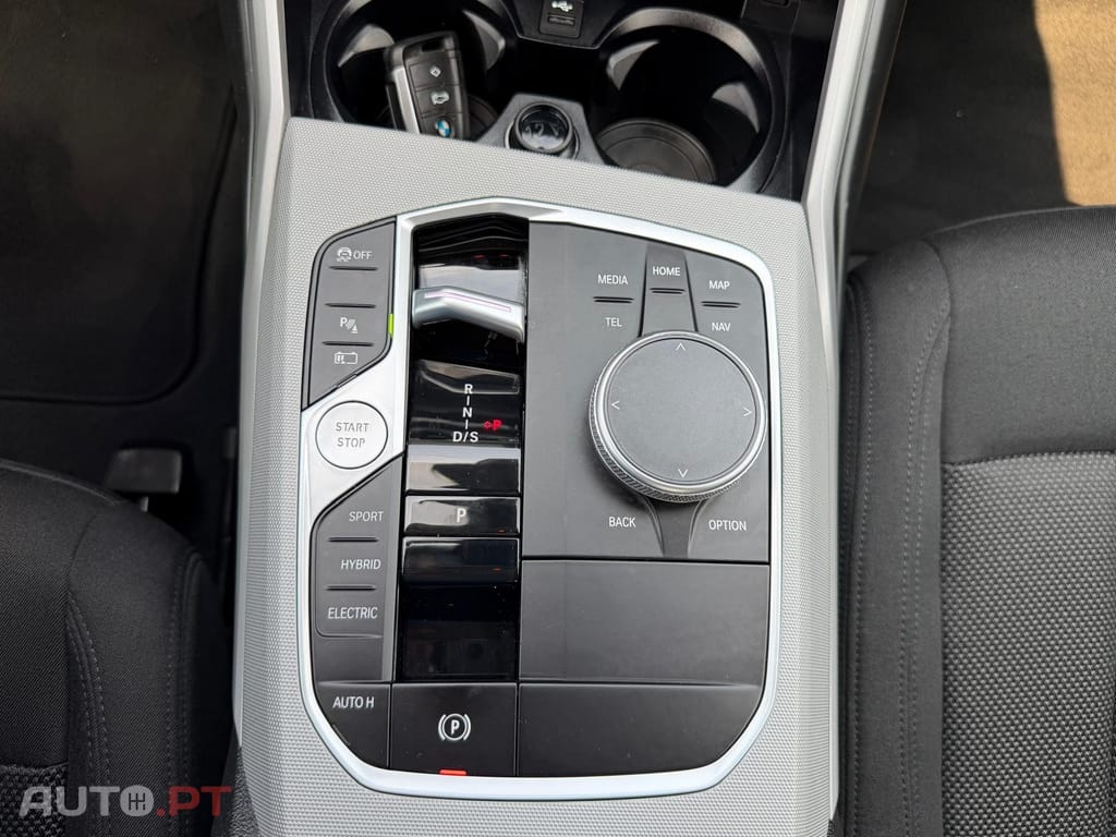 BMW 320 e Auto