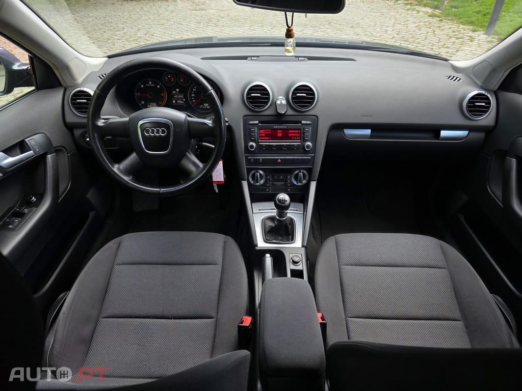 Audi A3 Sportback 2.0 TDI (clean diesel) Ambition