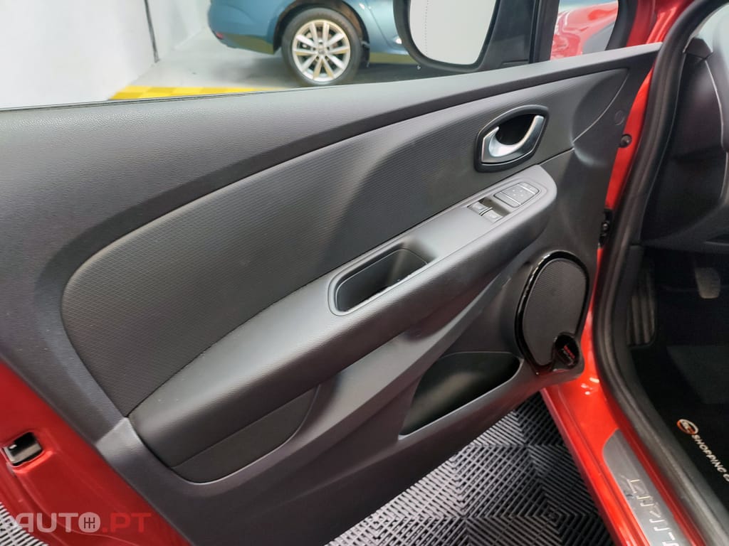 Renault Clio Limited