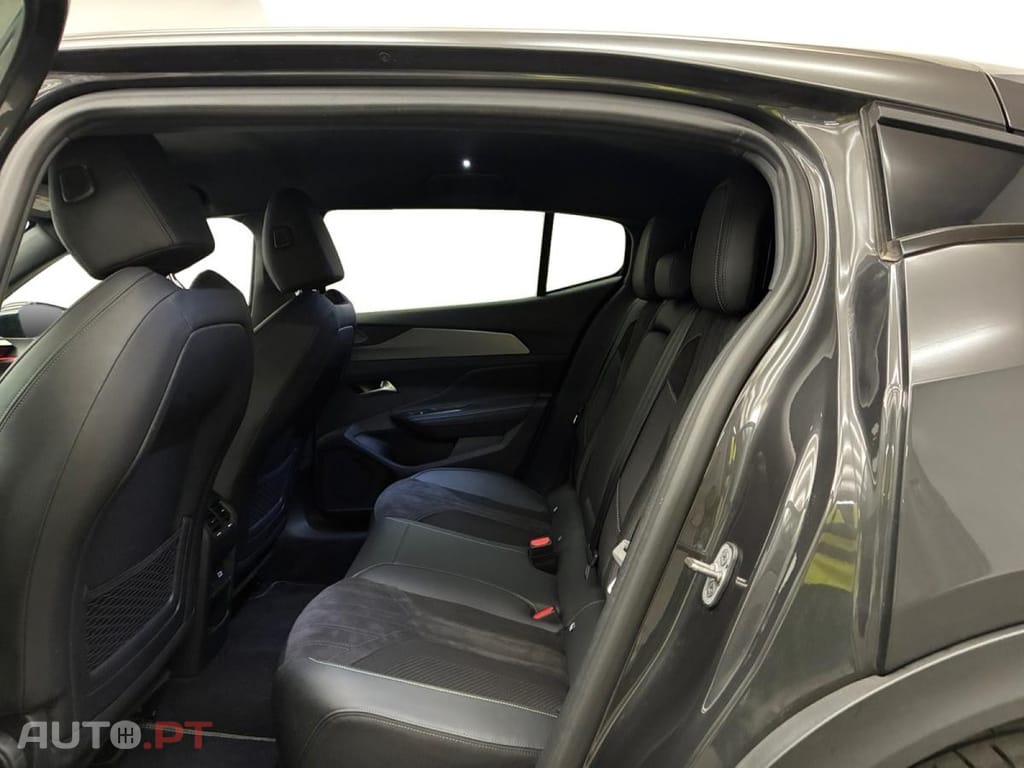 Peugeot 408 1.2 PureTech GT EAT8