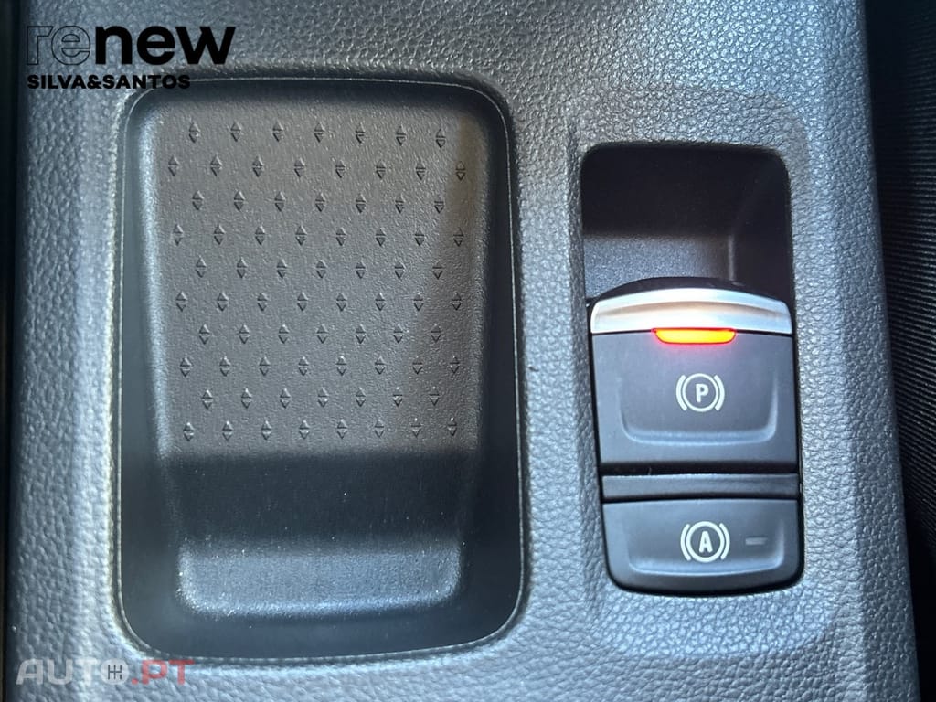 Renault Captur Techno TCe 100 Bi-Fuel