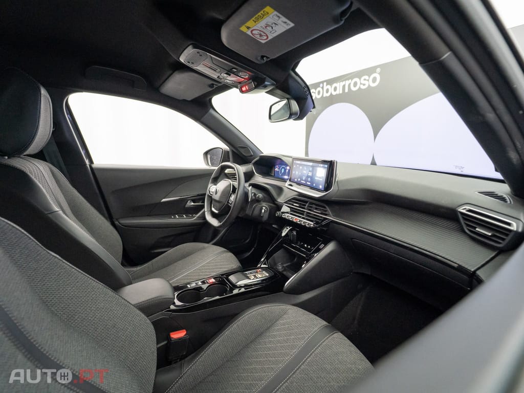 Peugeot 2008 1.2 Hybrid Allure e-DCS6