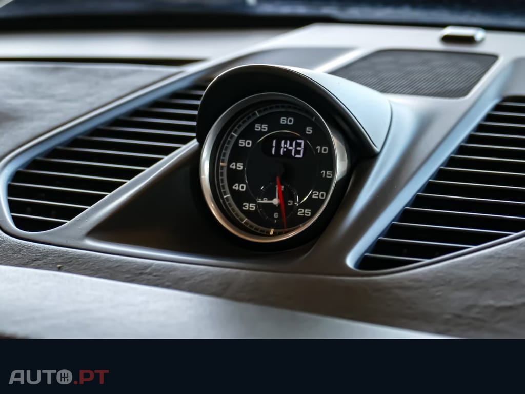 Porsche 911 Carrera 4 S Sport