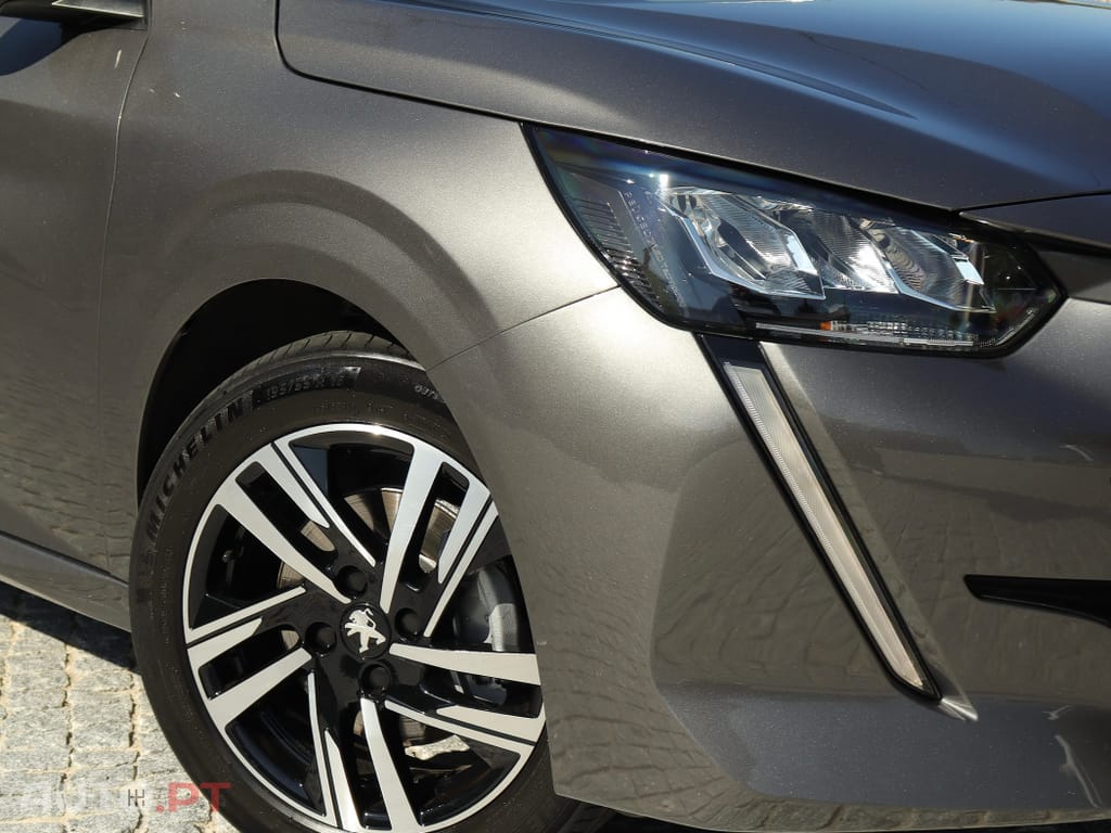 Peugeot 208 1.2 PureTech Allure Pack