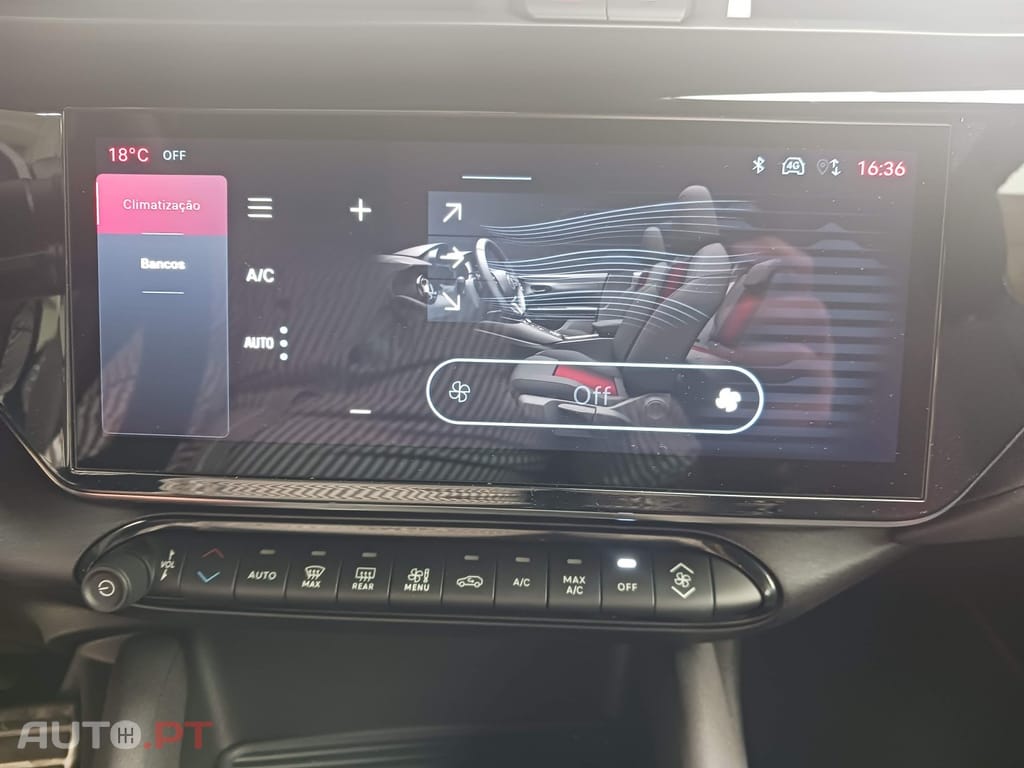 Alfa Romeo Junior 1.2 Speciale eDCT6