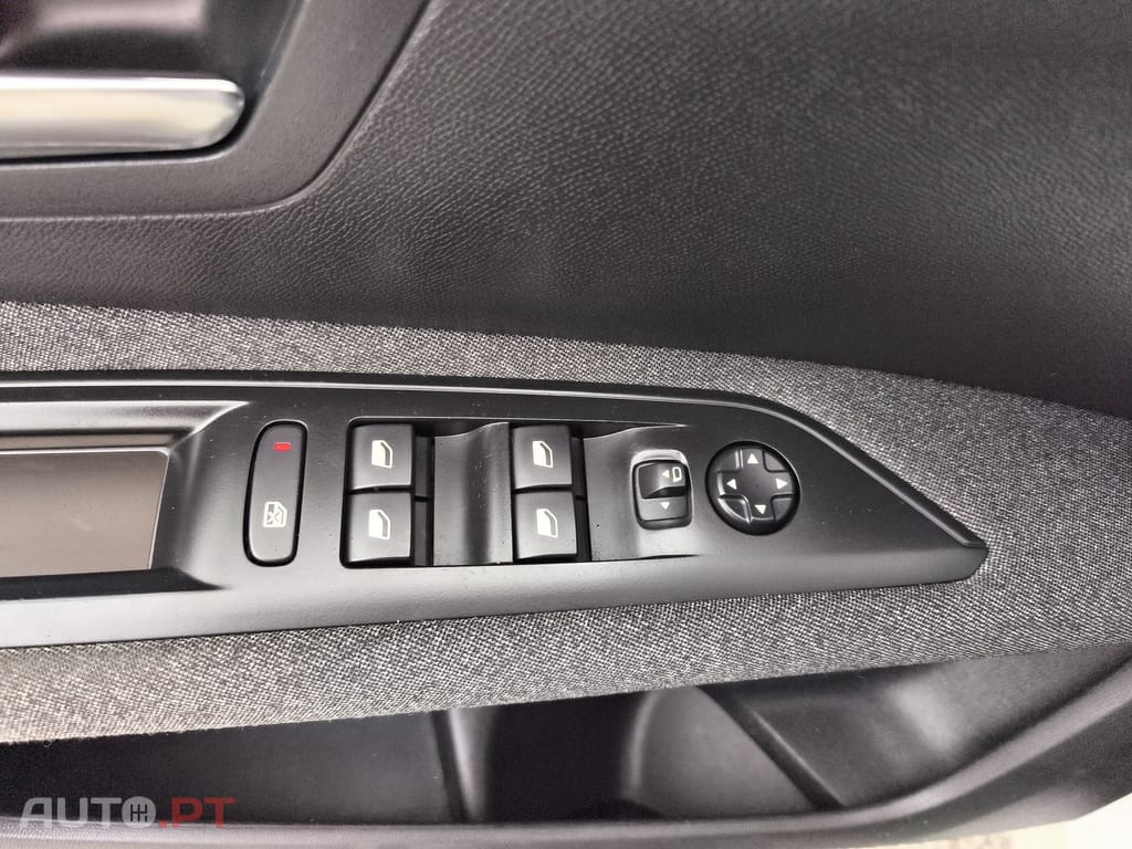 Peugeot 3008 1.5 BlueHDi Allure