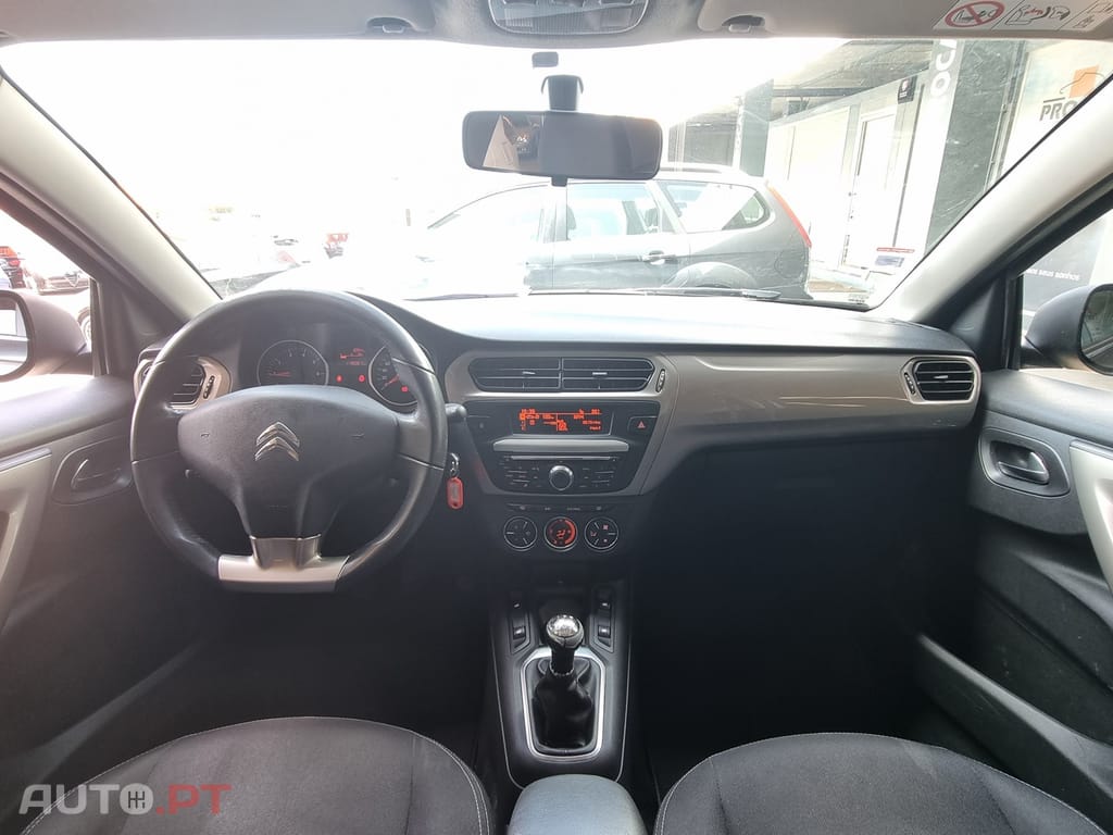 Citroen C-Elysée 1.2 VTi Exclusive