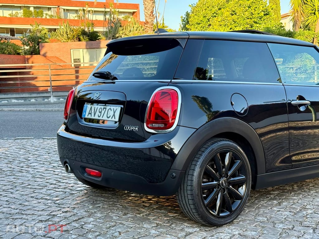 MINI Cooper LCI 3 Cilindros