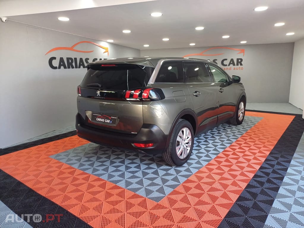Peugeot 5008 1.5 BlueHDi Allure EAT8