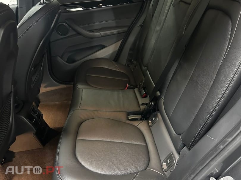 BMW X1 18 d sDrive Auto Line Sport