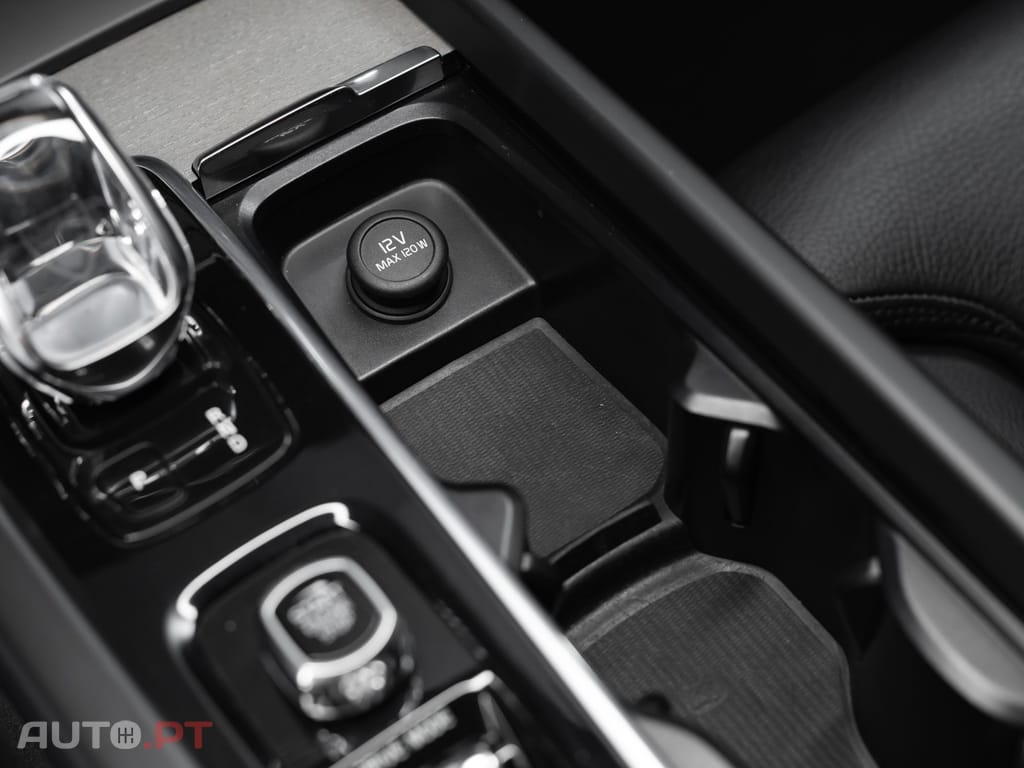 Volvo V60 2.0 B4 Momentum Geartronic