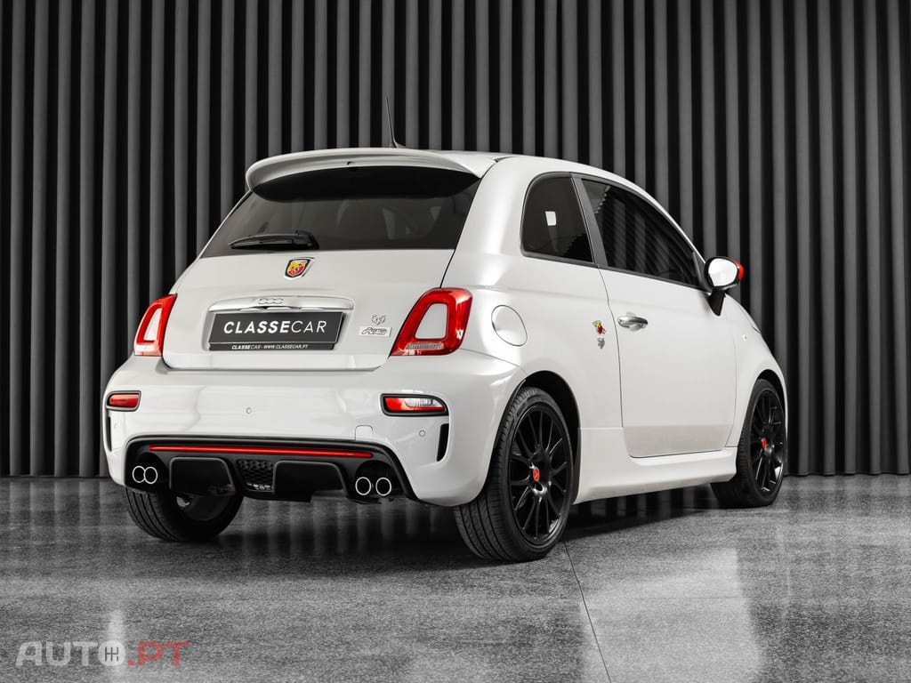 Abarth 595 1.4 T-Jet Pista
