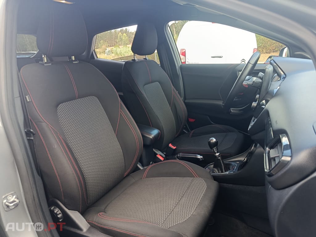 Ford Puma 1.0 EcoBoost MHEV ST-Line