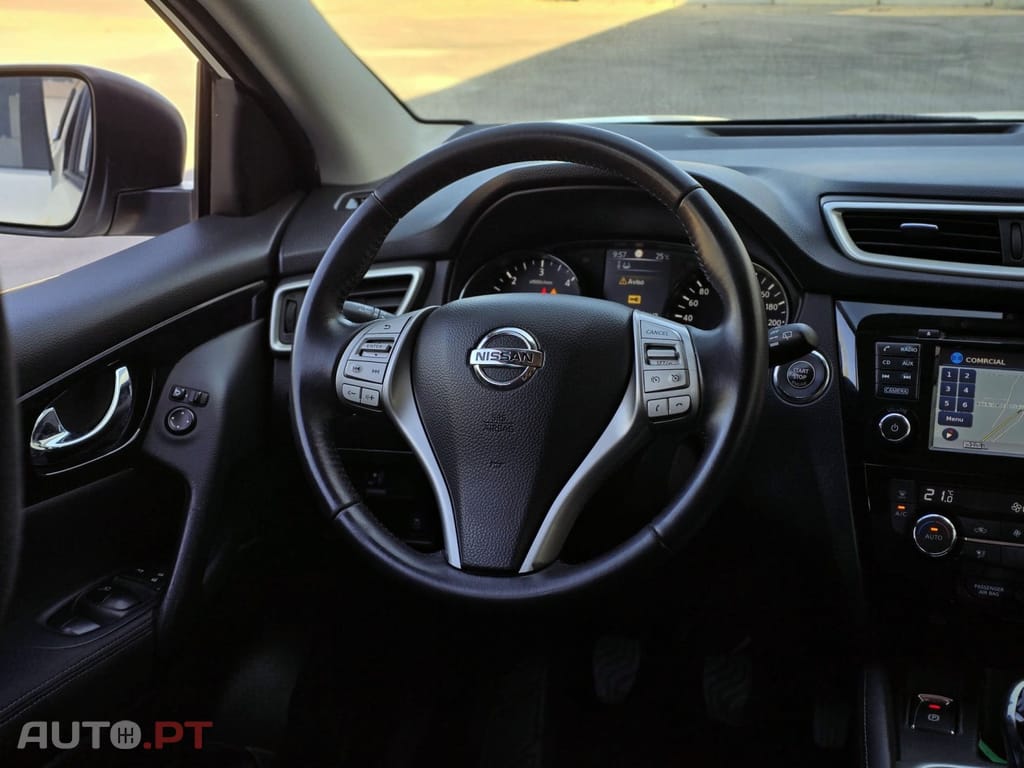 Nissan Qashqai 1.5 dCi N-Connecta 18 RS+PS