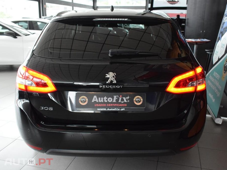 Peugeot 308 1.6 e-HDi Allure J17