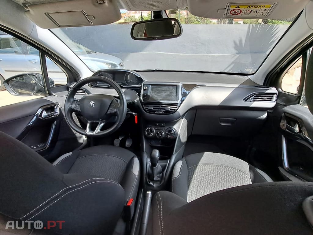 Peugeot 208 1.2 PureTech Style