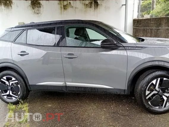 Peugeot E-2008 50 kWh GT