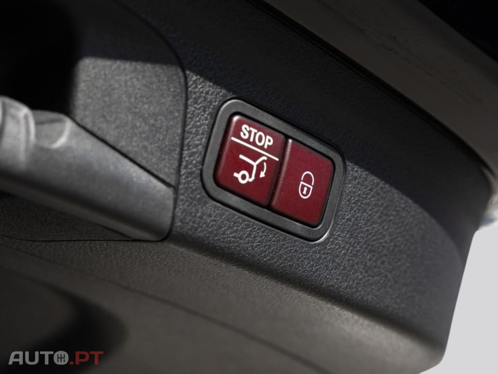 Mercedes-Benz GLE de 4M AMG NIGHT I.V.A DEDUTIVEL 