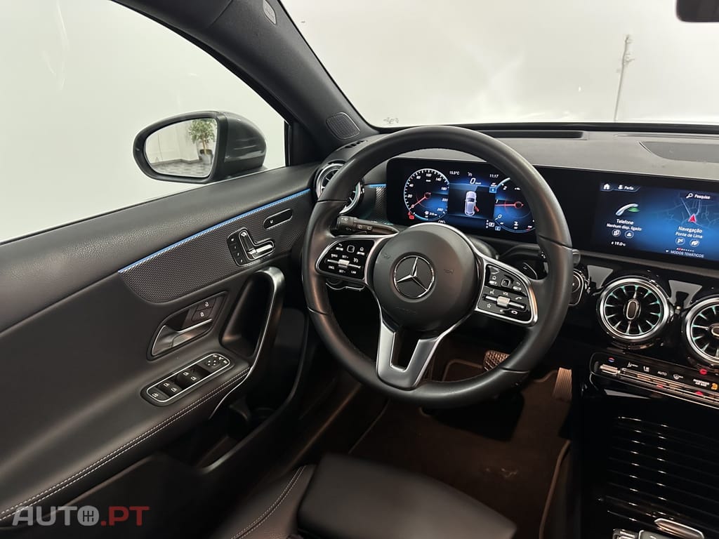 Mercedes-Benz A 180 2.0 A 180 D DCT PREMIUM PLUS