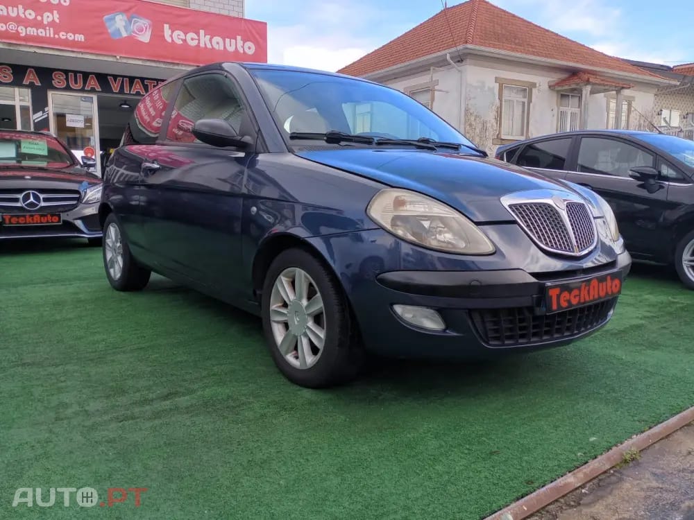 Lancia Ypsilon 1.2 16V Fashion