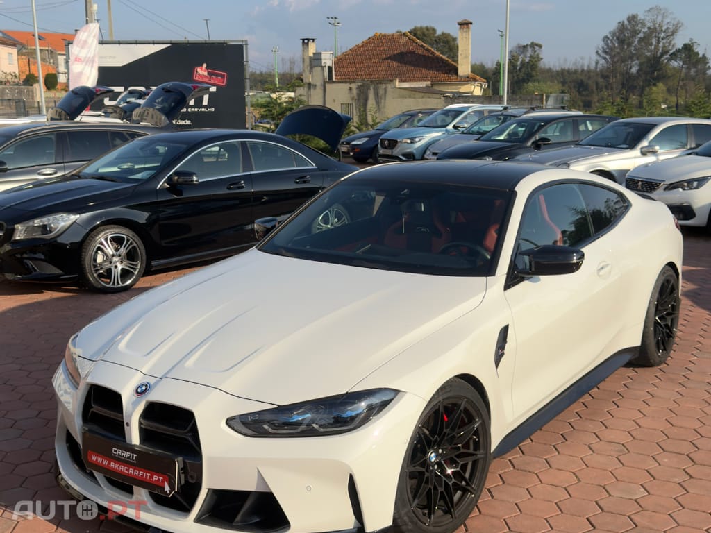 BMW M4 X-DRIVE CARBONO
