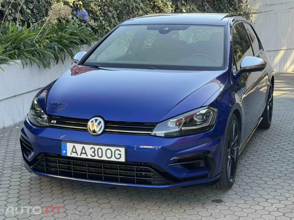 Volkswagen Golf R 4Motion (BlueMotion )