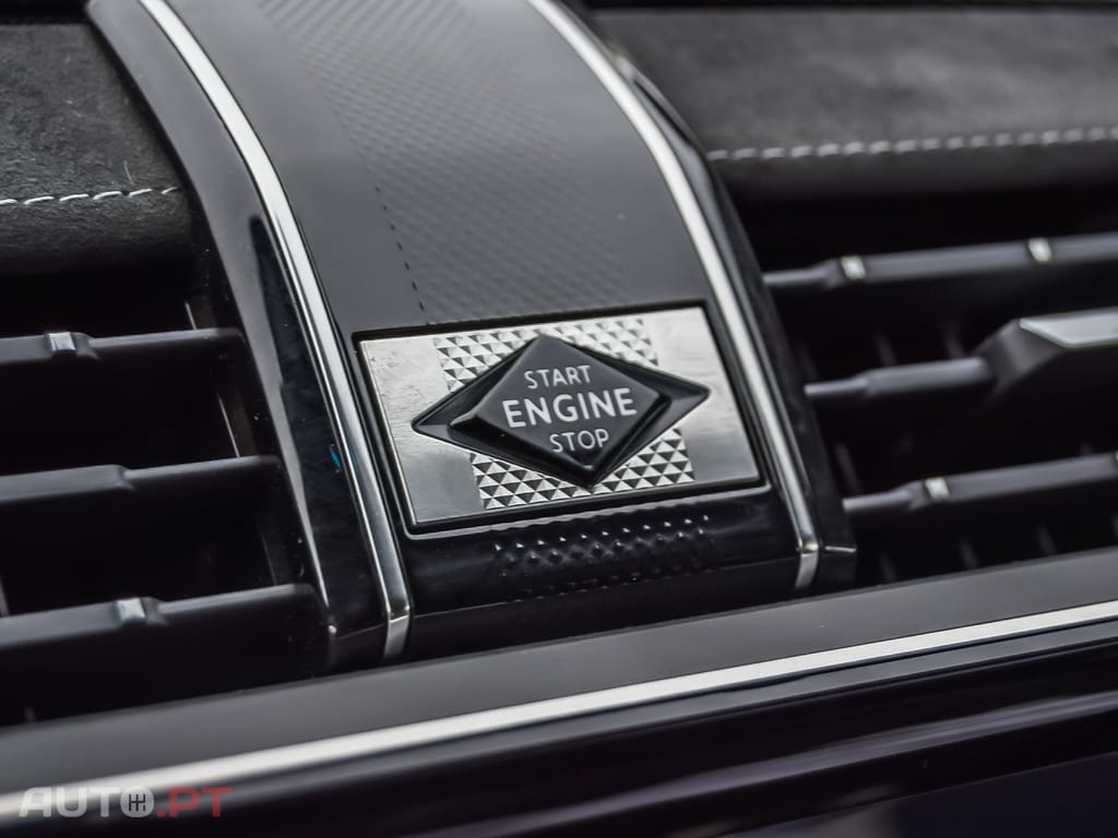 DS DS7 Crossback E-Tense Performance Line+ EAT8