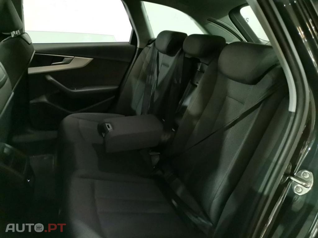 Audi A4 Avant 35 TDI S tronic