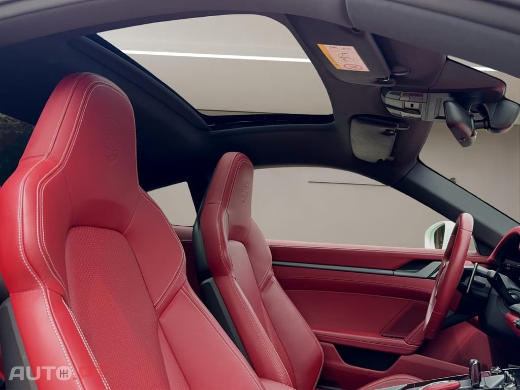 Porsche 911 Carrera