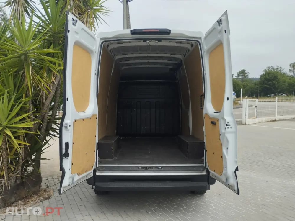 Iveco Daily 35S12V