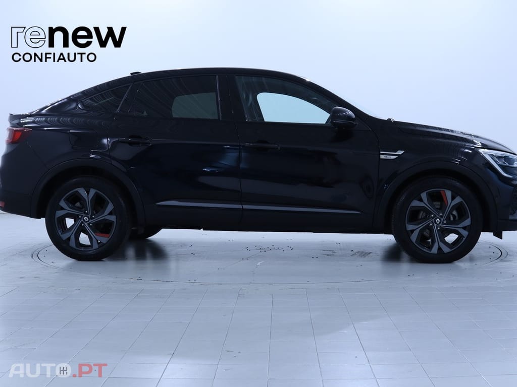 Renault Arkana 1.6 E-Tech R.S.Line
