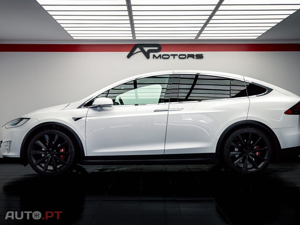 Tesla Model X P100D