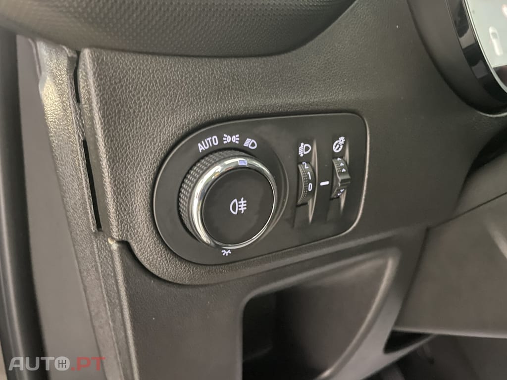 Opel Crossland X 1.2 T Innovation