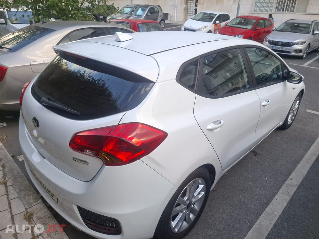 Kia Ceed NAVI LINE 1.0 T-GDI