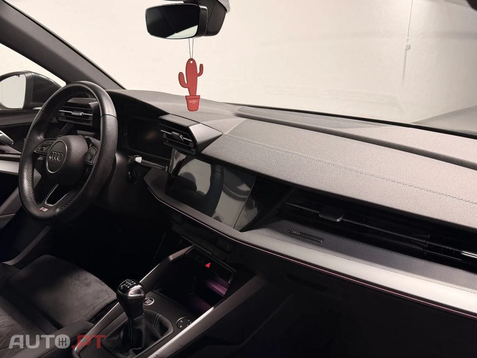 Audi A3 30 TDI S line