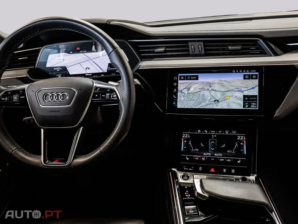 Audi E-Tron I.V.A DEDUTÍVEL 50 S LINE BLACK EDIT.