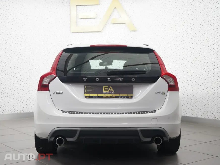 Volvo V60 1.6 D2 R-Design