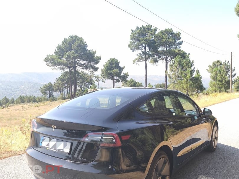 Tesla Model 3 Long Range RWD — fotografia 6