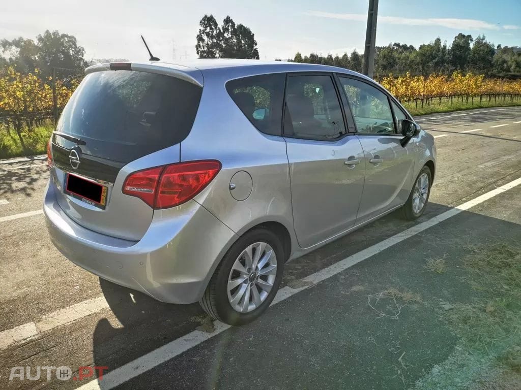 Opel Meriva 1.4 T FlexFluel