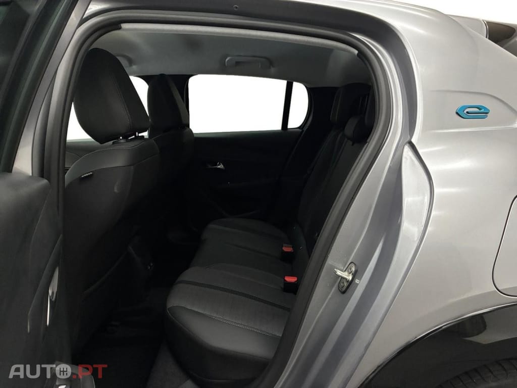 Peugeot E-208 50 kWh Allure